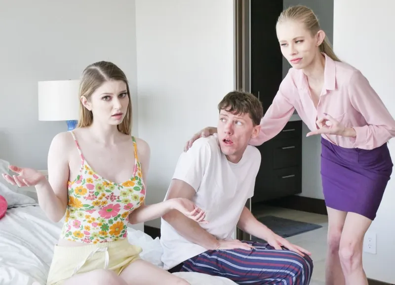 Mẹ kế bắt con gái riêng của chồng yêu phang với cậu con trai