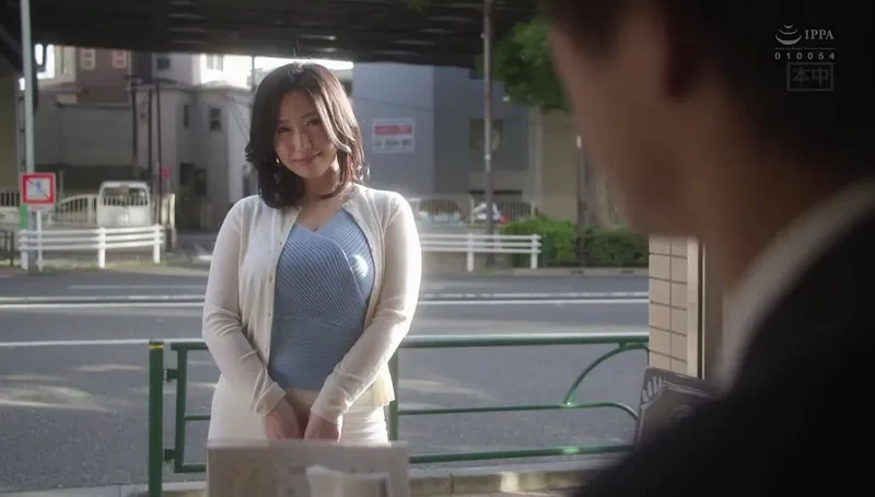 Anh xã yếu không làm lên đỉnh, vợ lên mạng tìm trai trẻ đụ khỏe