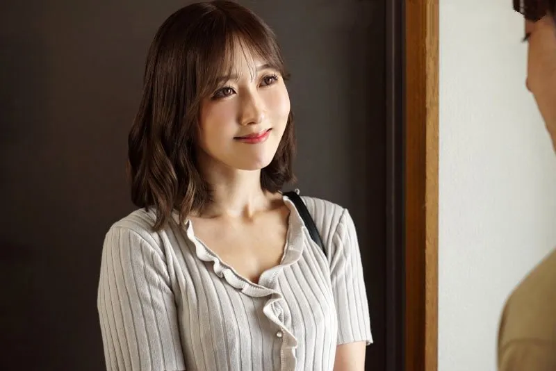 Vợ yêu về nhà bố mẹ đẻ sau cuộc cãi nhau, ông xã rủ cô bạn thân về nhà tâm sự…