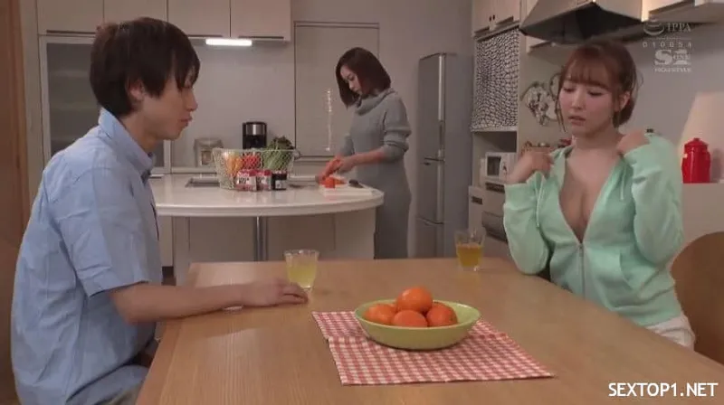 Bồ của chị gái số hưởng quan hệ em bà xã xinh như tiên